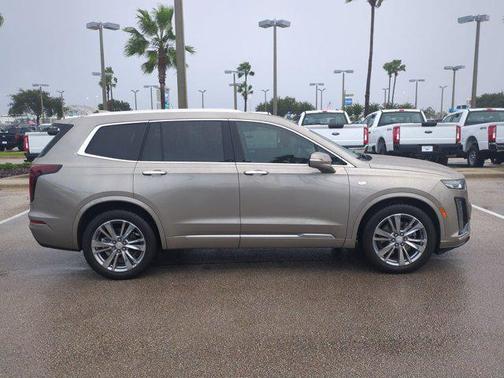 2023 Cadillac XT6 Premium Luxury FWD