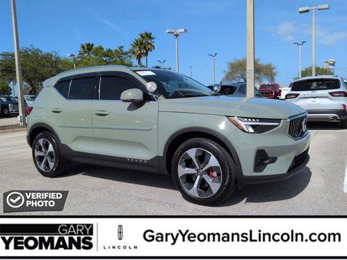 Sage Green Metallic 2023 Volvo XC40 B5 Plus Bright Theme