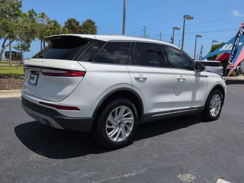 Pristine White 2020 Lincoln Corsair Standard