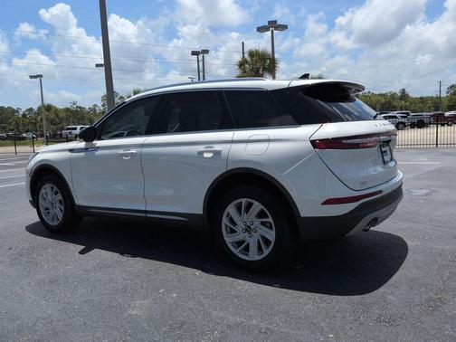 Pristine White 2020 Lincoln Corsair Standard