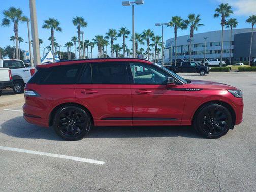 2025 Lincoln Aviator Premiere