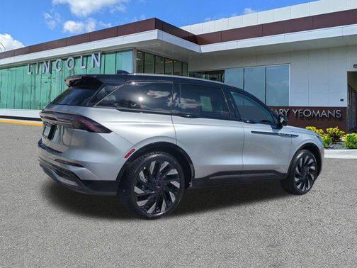2026 Lincoln Nautilus Reserve
