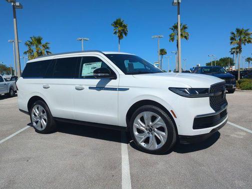 2025 Lincoln Navigator Reserve