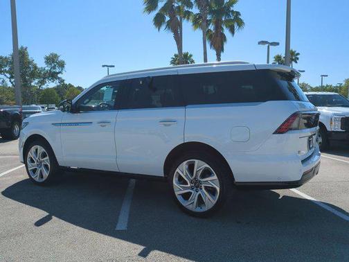 2025 Lincoln Navigator Reserve