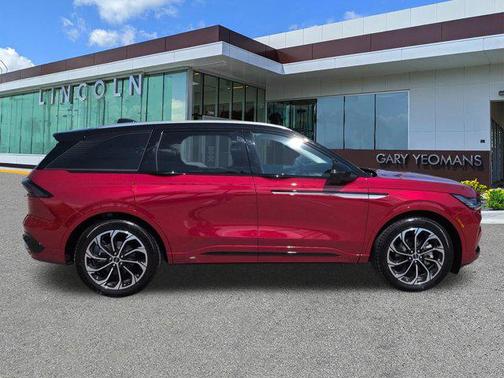 Red Carpet Metallic Tinted Clearcoat 2026 Lincoln Nautilus Reserve