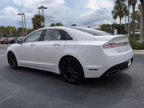 White Platinum Metallic Tri-Coat 2020 Lincoln MKZ Reserve