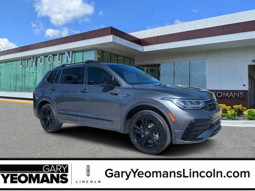 2023 Volkswagen Tiguan 2.0T SE R-Line Black