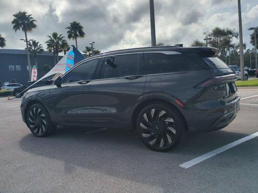 2025 Lincoln Nautilus Black Label