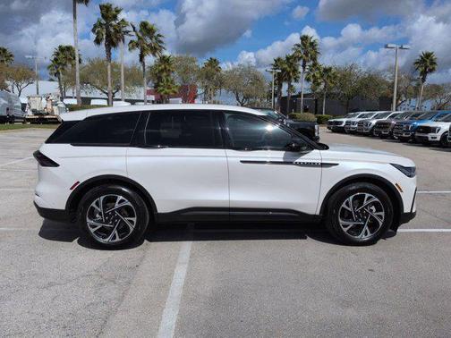 2024 Lincoln Nautilus Premiere