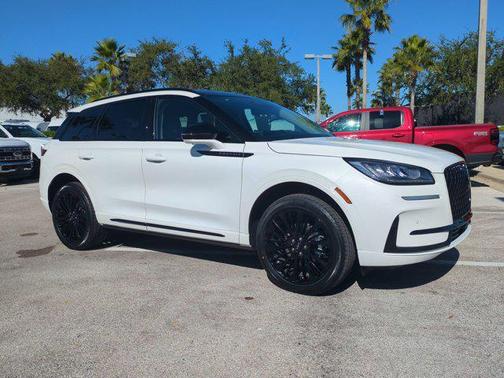 2026 Lincoln Corsair Premiere