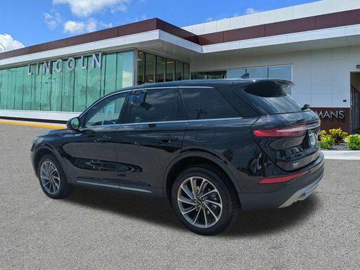 2025 Lincoln Corsair Premiere