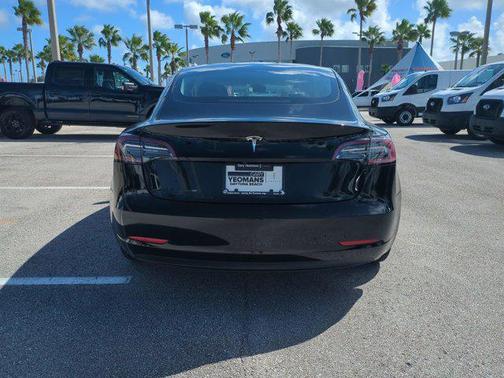 2023 Tesla Model 3 Standard Range