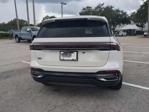 2025 Lincoln Nautilus Premiere