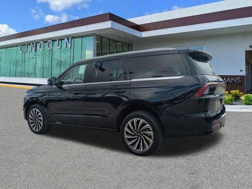 2025 Lincoln Navigator Black Label