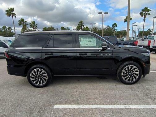 2025 Lincoln Navigator Black Label