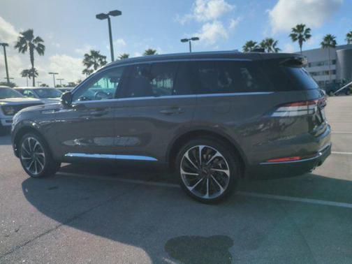 2025 Lincoln Aviator Reserve AWD