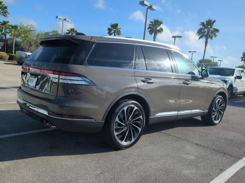 2025 Lincoln Aviator Reserve AWD