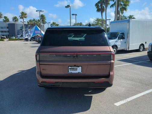 2025 Lincoln Navigator Black Label