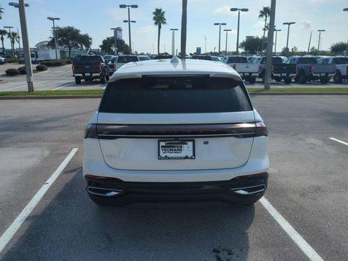 2025 Lincoln Nautilus Premiere