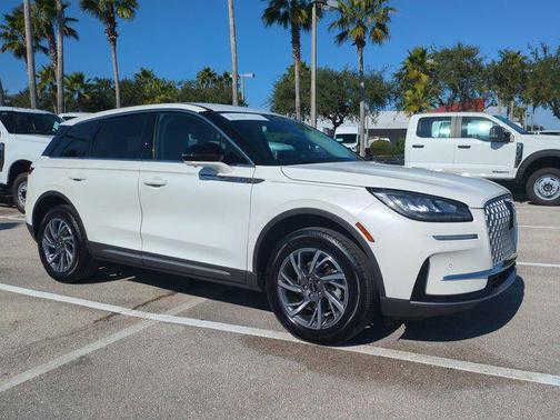 2024 Lincoln Corsair Premiere