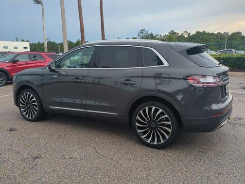 2023 Lincoln Nautilus Black Label