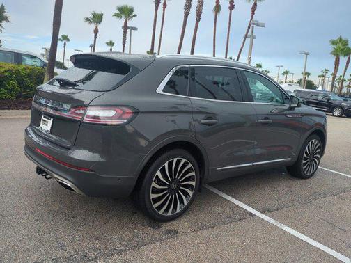 2023 Lincoln Nautilus Black Label