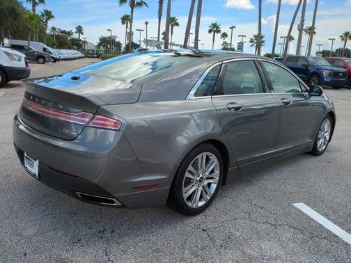 2014 Lincoln MKZ Base