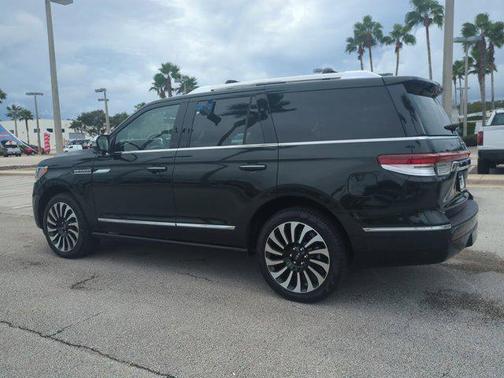 2023 Lincoln Navigator Black Label