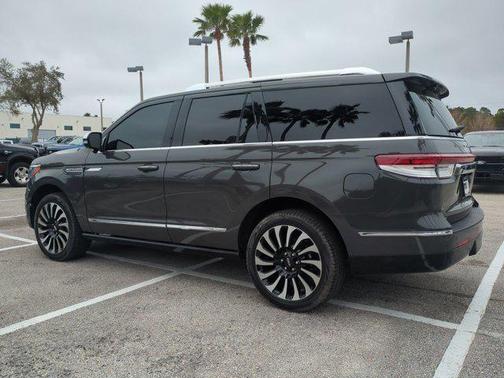 2024 Lincoln Navigator Black Label