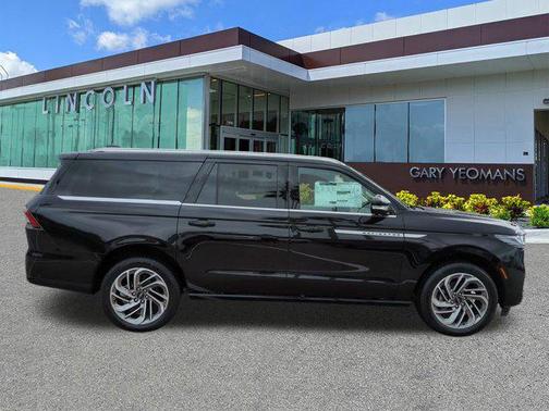 2025 Lincoln Navigator Reserve