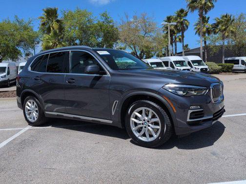 Arctic Gray Metallic 2020 BMW X5 sDrive40i