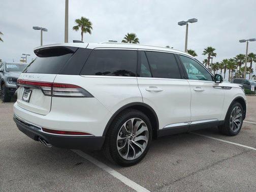 2025 Lincoln Aviator Reserve