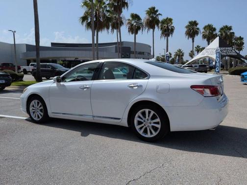 Starfire Pearl 2011 Lexus ES 350 Base
