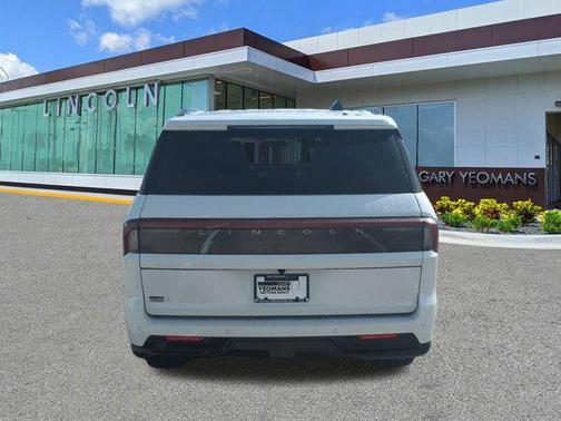 2025 Lincoln Navigator Reserve