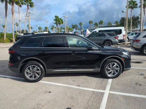 2026 Lincoln Corsair Premiere