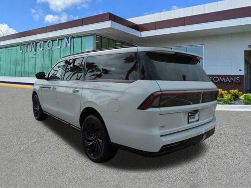 2025 Lincoln Navigator Reserve