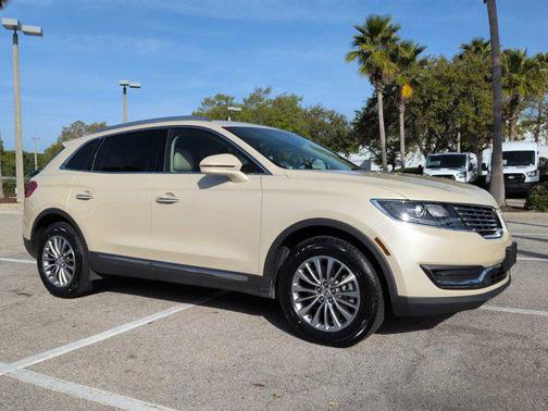Ivory Pearl 2018 Lincoln MKX Select