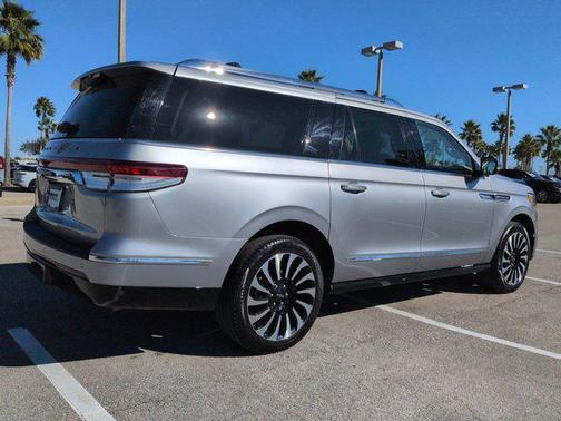 2024 Lincoln Navigator Black Label
