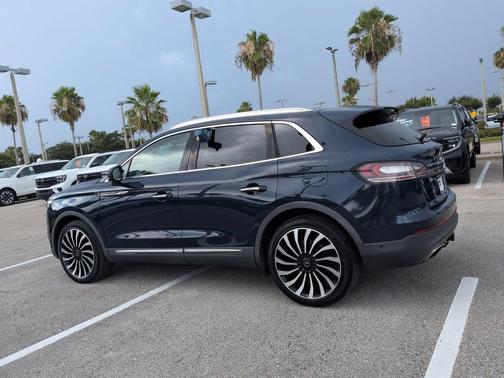 Rhapsody Blue 2020 Lincoln Nautilus Black Label