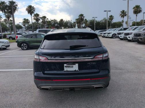Rhapsody Blue 2020 Lincoln Nautilus Black Label