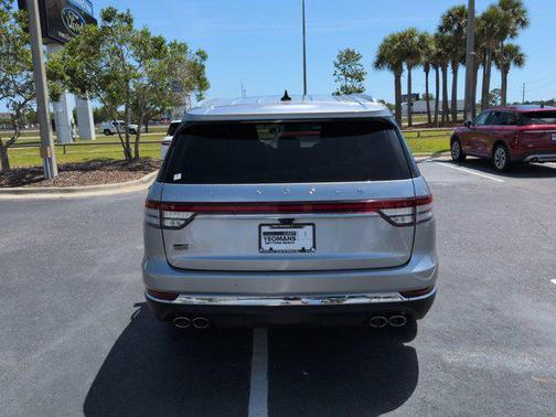 Silver Radiance 2021 Lincoln Aviator Reserve AWD
