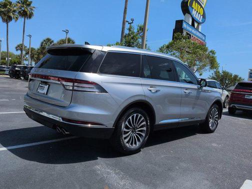 Silver Radiance 2021 Lincoln Aviator Reserve AWD