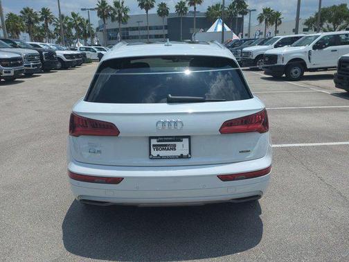 2020 Audi Q5 45 Premium Plus
