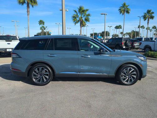 2026 Lincoln Aviator Premiere