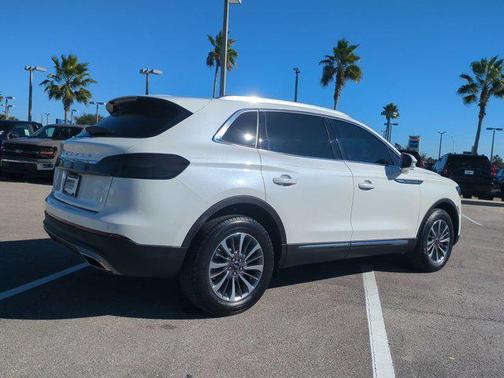 2023 Lincoln Nautilus Standard