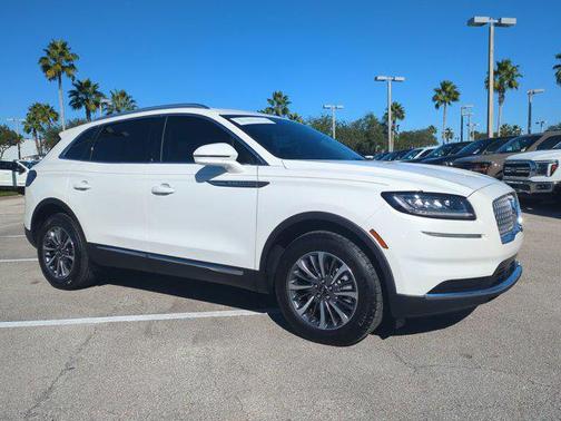 2023 Lincoln Nautilus Standard