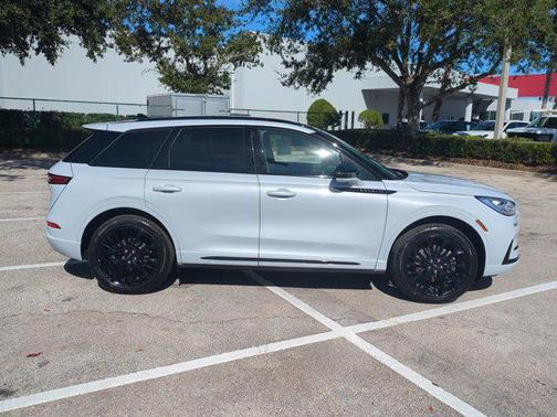2026 Lincoln Corsair Grand Touring