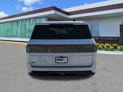 White 2026 Lincoln Navigator Reserve