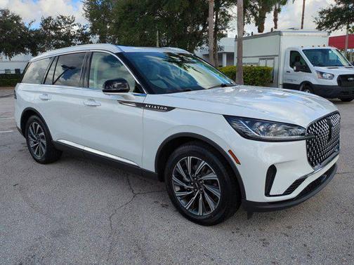 2025 Lincoln Aviator Premiere