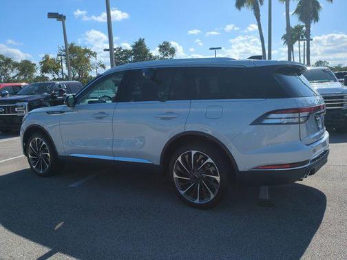 2025 Lincoln Aviator Reserve AWD